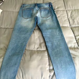 Light blue wash denim jeans